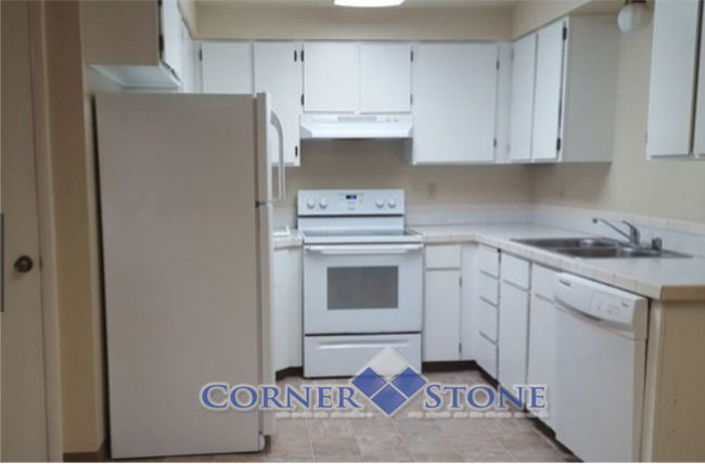 Building Photo - Irving Duplex