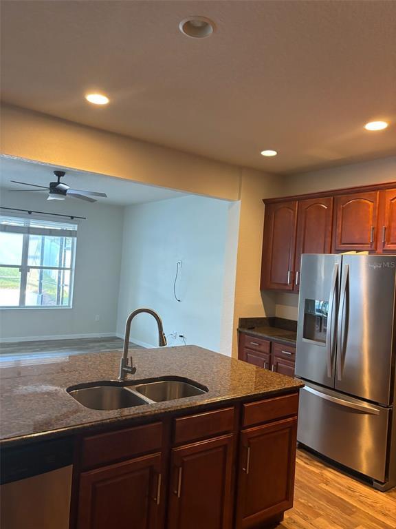 Foto del edificio - 13225 Charfield St