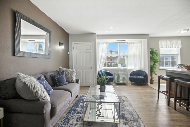 Building Photo - Northbrook Apartments