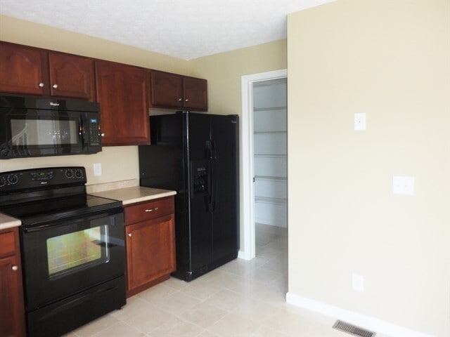 Building Photo - 6324 Fountainhead Dr