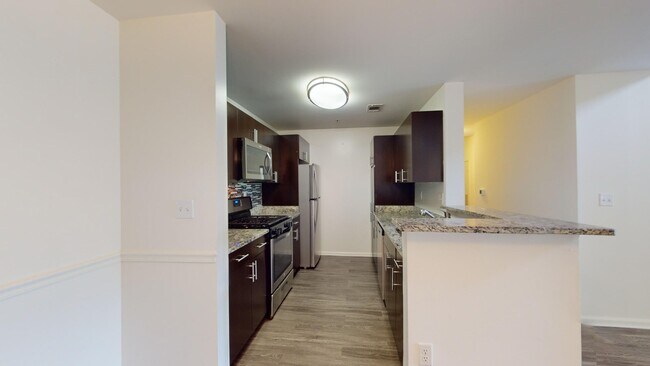 Interior Photo - 14 North