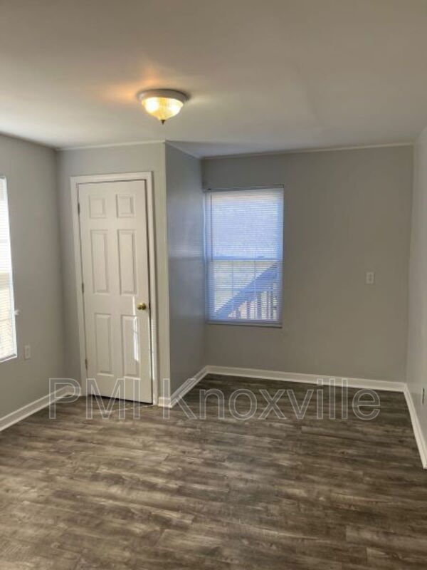 Foto del edificio - 1407 Sevierville Rd