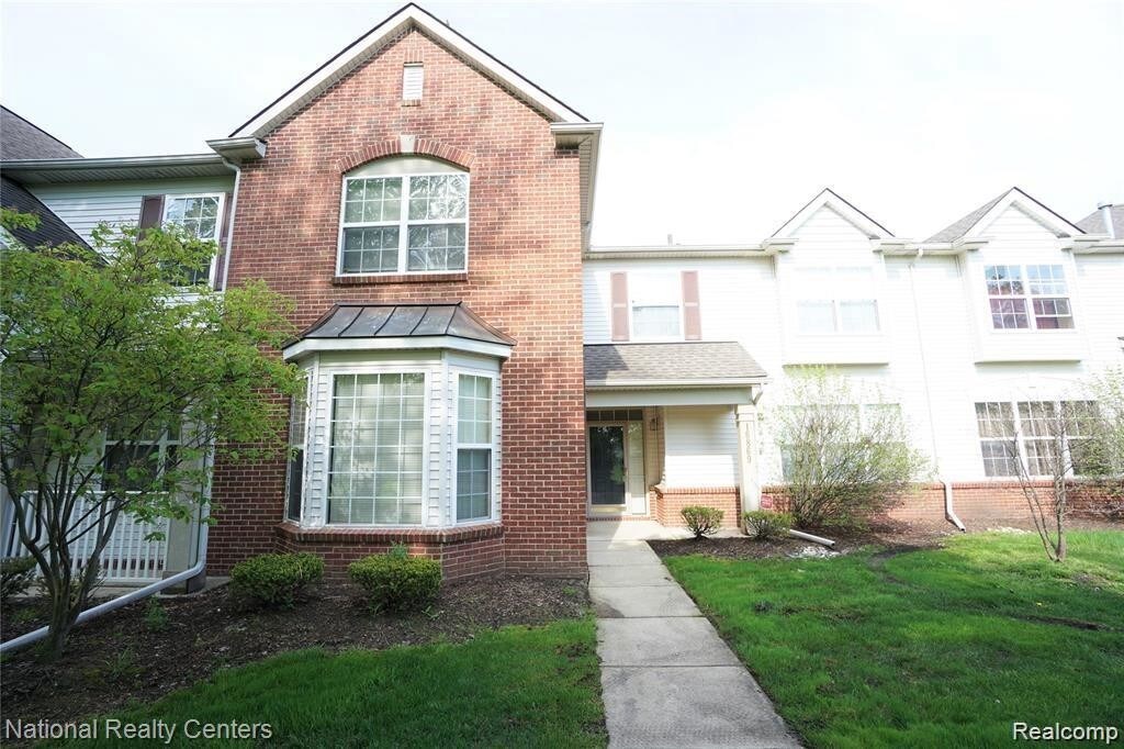 16869 Hawick Ln, Romulus, MI 48174 Condo for Rent in Romulus, MI