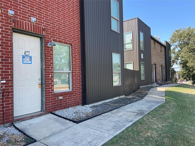 Building Photo - 3617 Valley Vista Dr