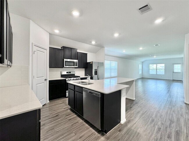 Foto del edificio - 21408 Resource Rd