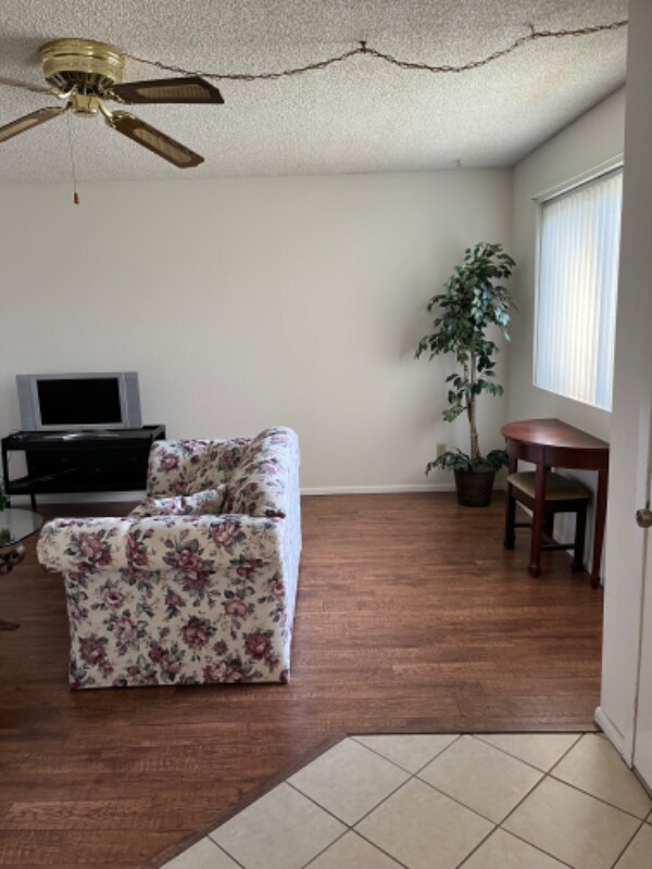 10005 N 97th Ave Unit B, Peoria, AZ 85345 Condo for Rent in Peoria