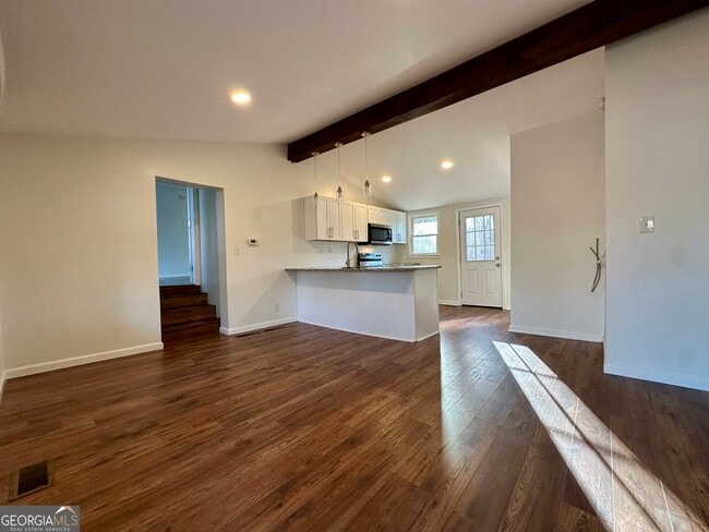 Building Photo - 415 Mt Zion St