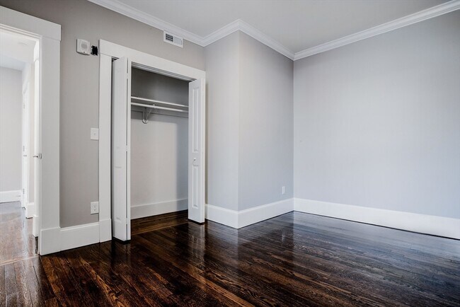 Foto del edificio - 59 Strathmore Rd