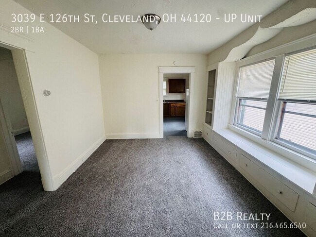 Building Photo - 3039 E 126th St