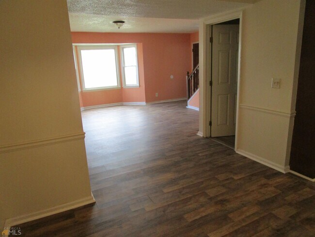 Foto del edificio - 4344 Barrington Pl