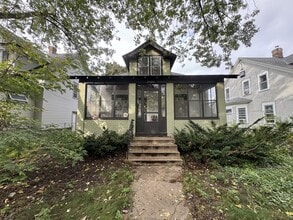Building Photo - 3520 17th Ave S