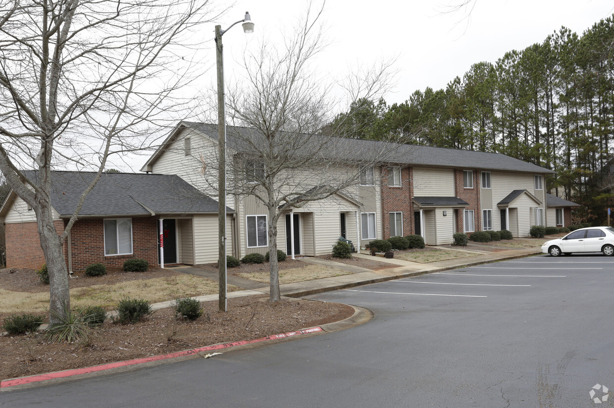 Primary Photo - Ridgecrest Apartments