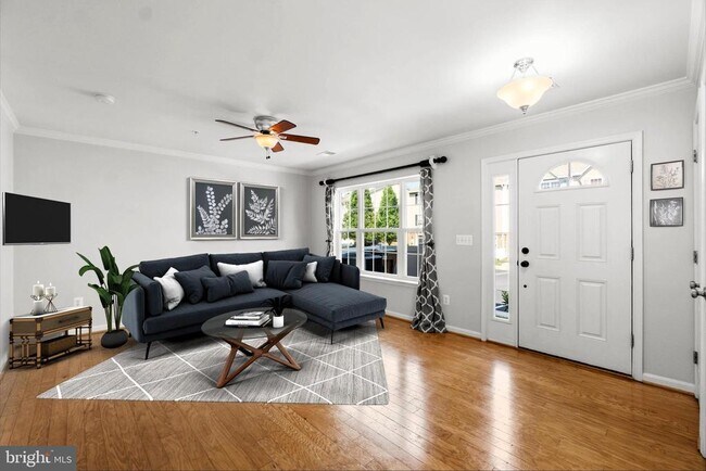 Foto del edificio - 6478 Cornwall Dr
