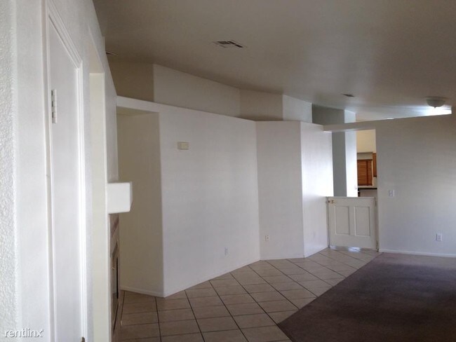 Building Photo - 5001 Sail Rock Pl