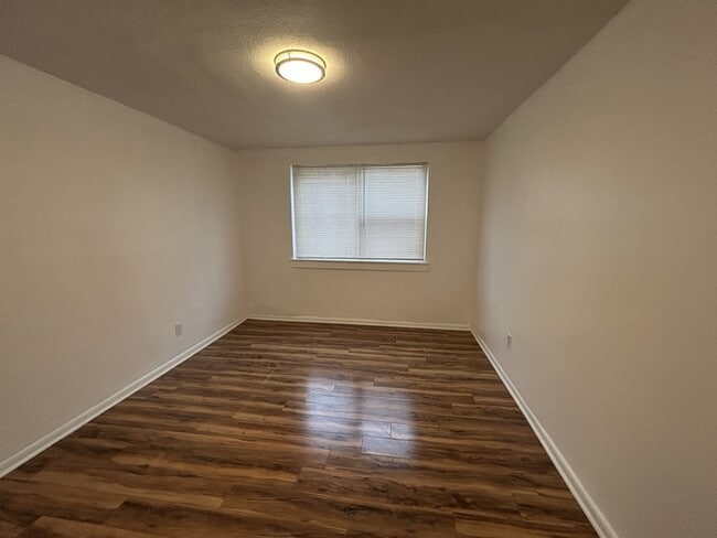 Building Photo - 4329 Halley Terrace SE