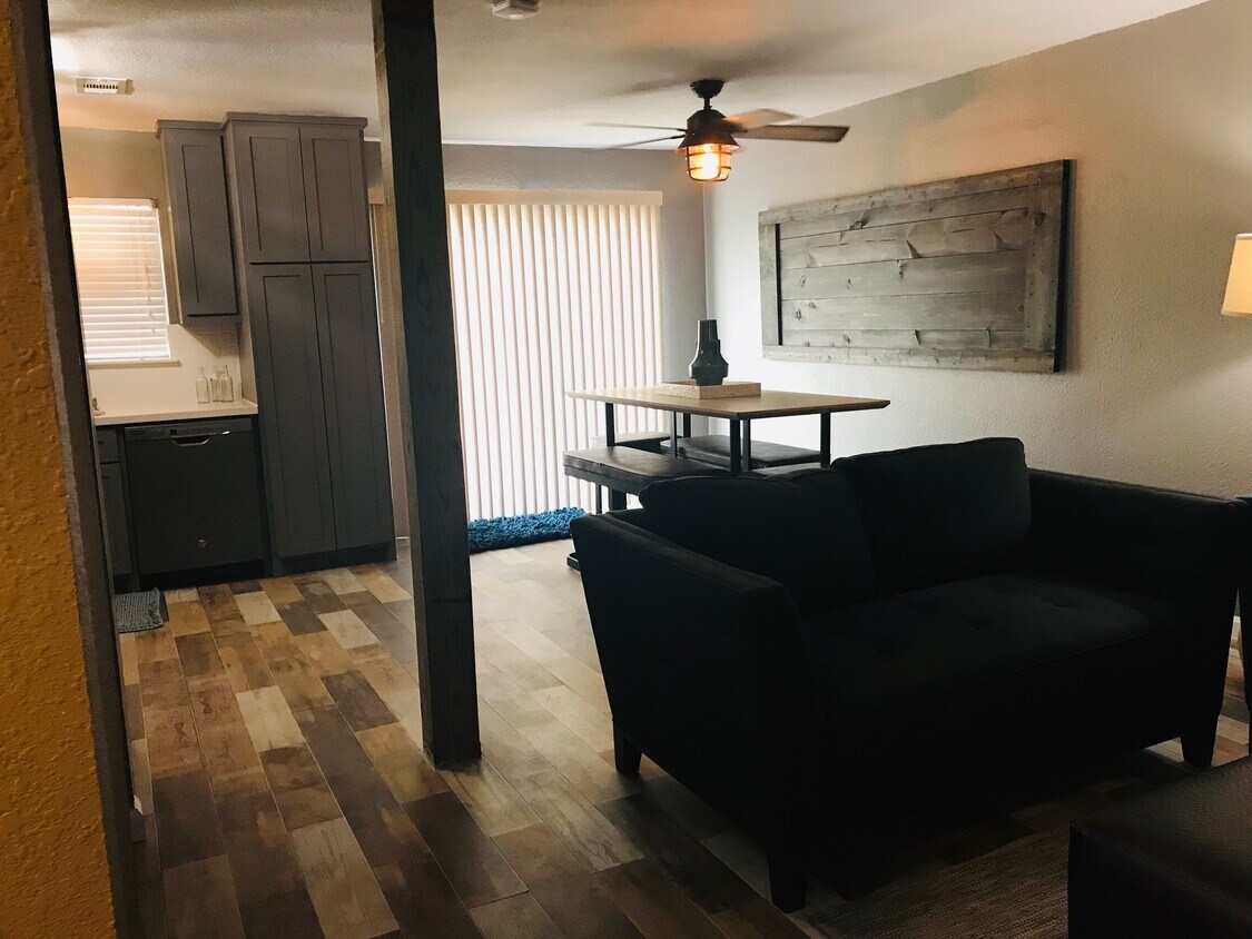 Foto principal - 18515 Egret Bay Blvd