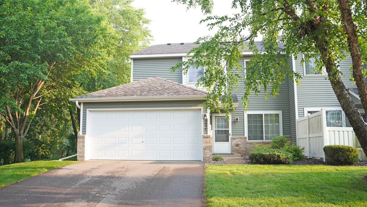 Primary Photo - 2054 Gresham Ave N