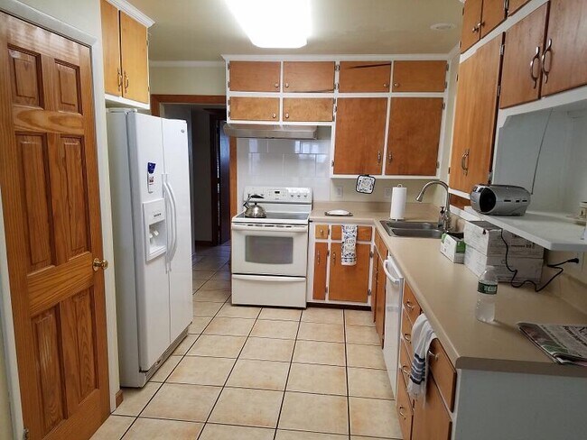 Foto del edificio - 128 Moriarty St NW