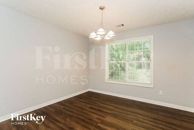 Building Photo - 2909 Sterling Dr NW