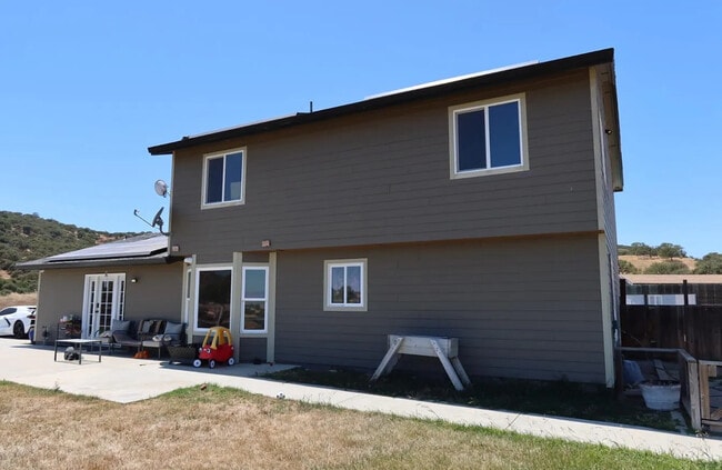 Foto del edificio - 50950 Pine Canyon Rd