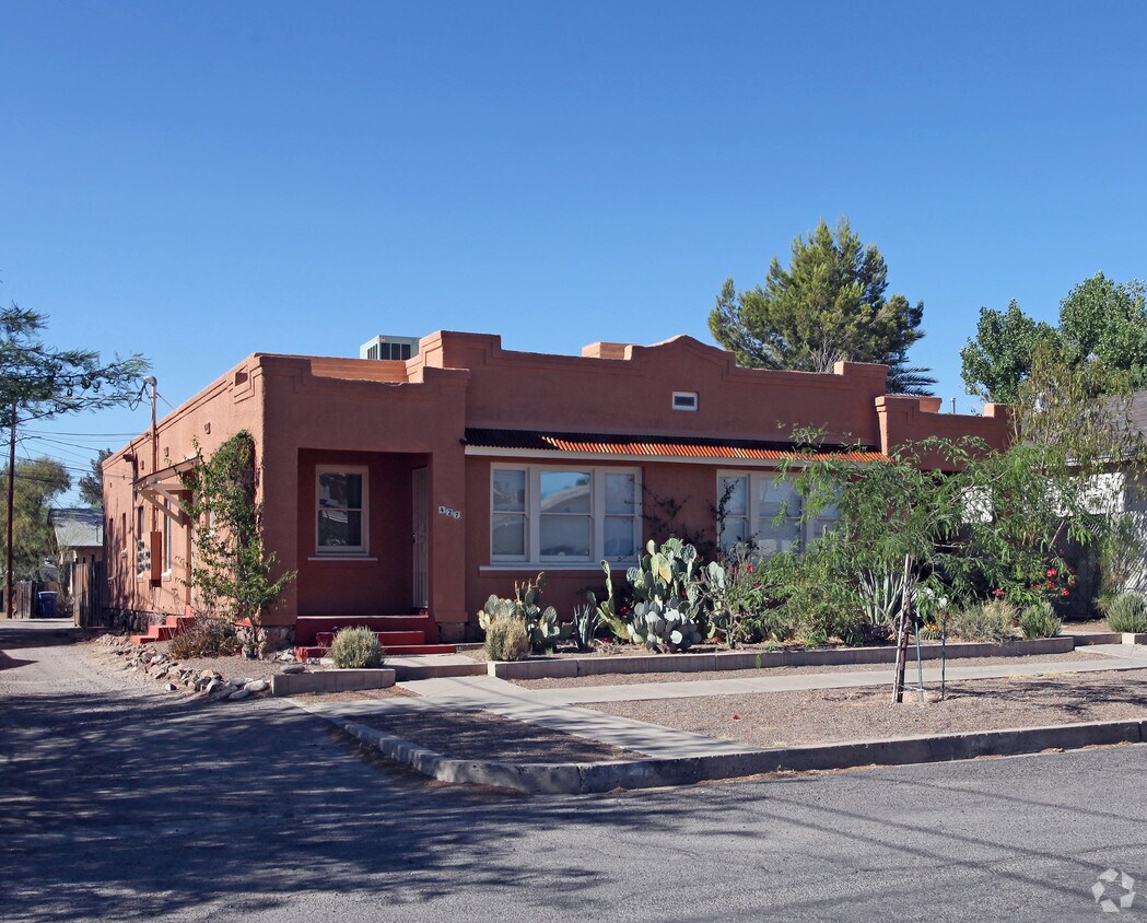 427 E Helen St, Tucson, AZ 85705 Apartments in Tucson, AZ
