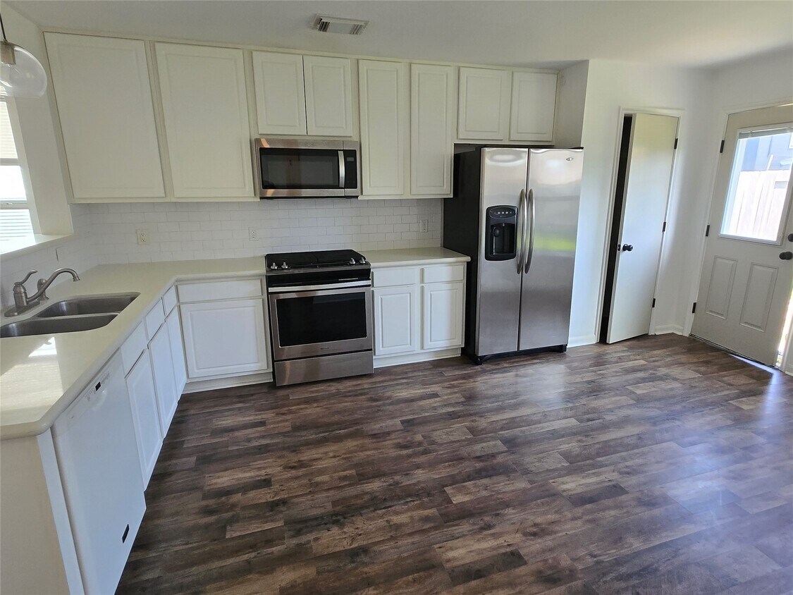 Foto principal - 2638 Skyview Ridge Ct