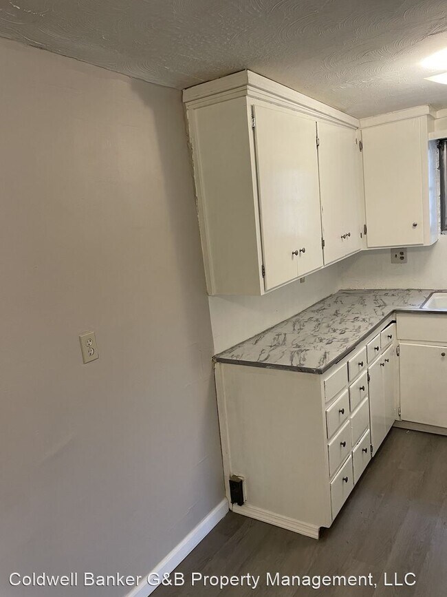 Foto del edificio - 2 br, 1 bath House - 429 SE California Ave