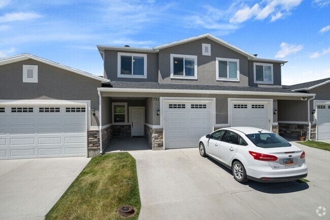 Building Photo - 731 S 70 E