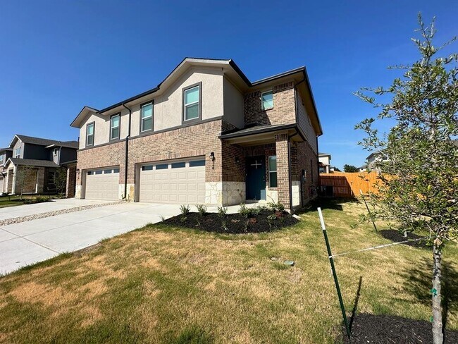 Foto del edificio - 428 Brody Ln