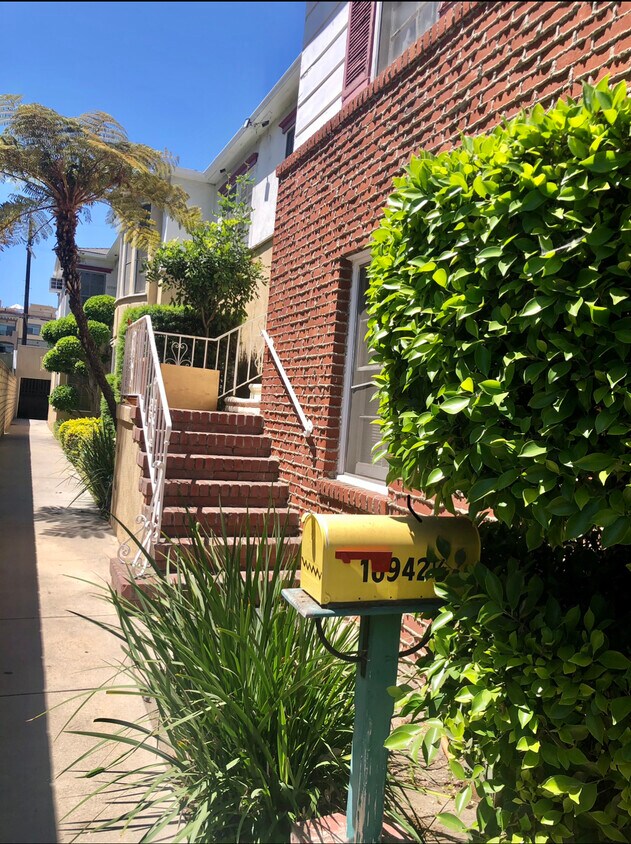 71 Apartments for Rent in Toluca Lake, CA Westside Rentals