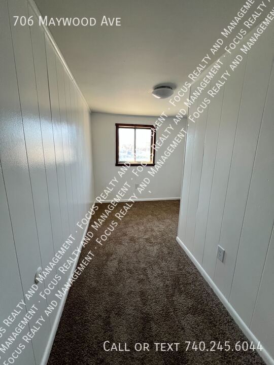 Foto del edificio - 706 Maywood Ave