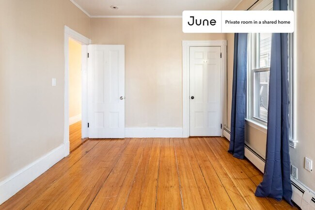 Foto del edificio - Room in Shared 4 bed/1 bath home