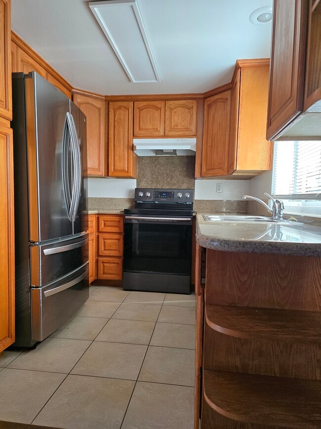 Building Photo - 317 N Nicholson Ave