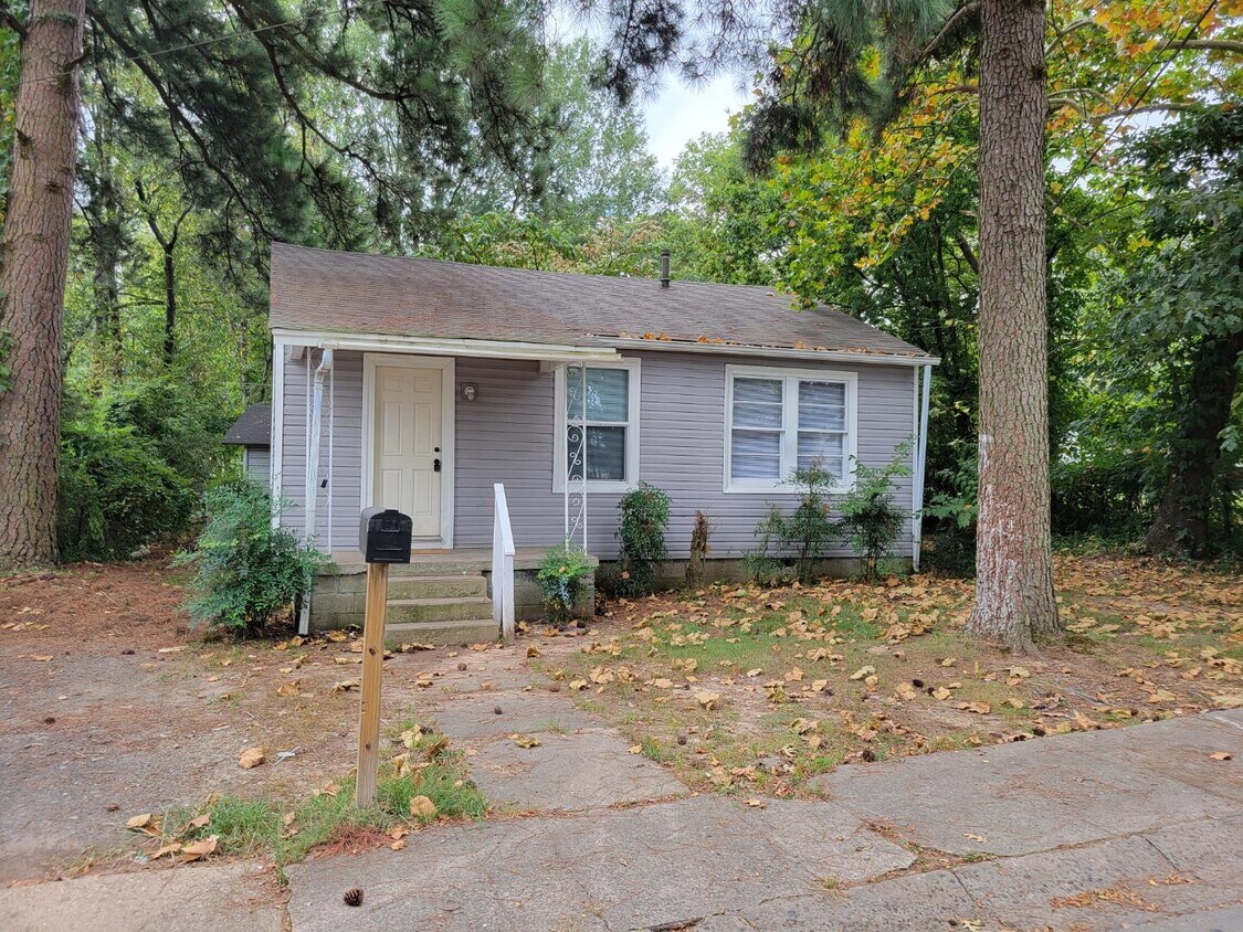 Primary Photo - 100 Wilson St
