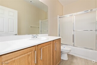 Building Photo - 2346 Amana Dr