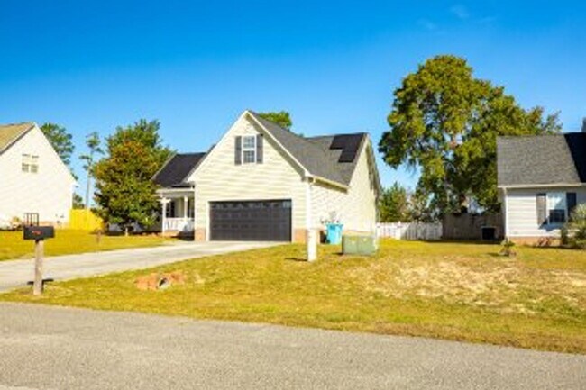 Building Photo - 111 Harvest Moon Dr