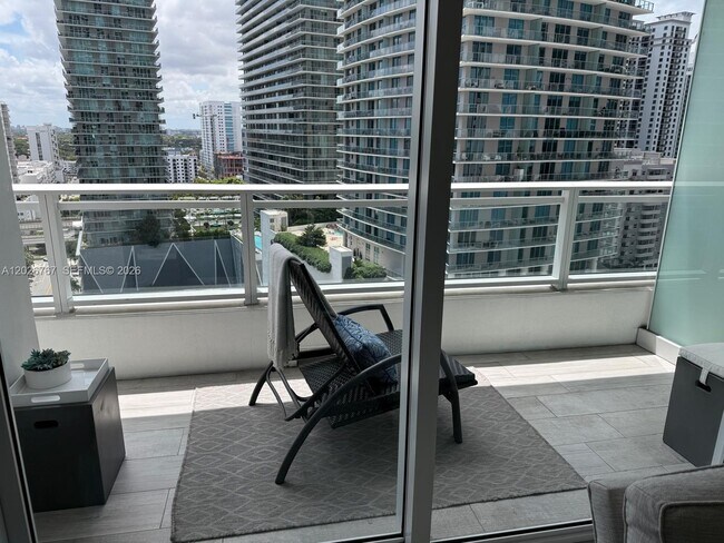 Foto del edificio - 1080 Brickell Ave
