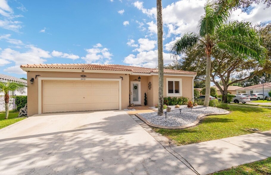 Foto principal - 2473 SW 103rd Ave