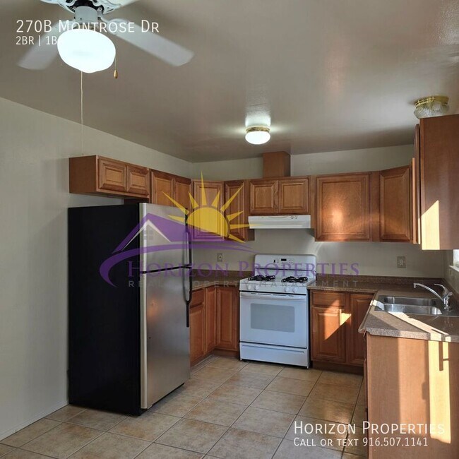 Foto del edificio - 270 Montrose Dr