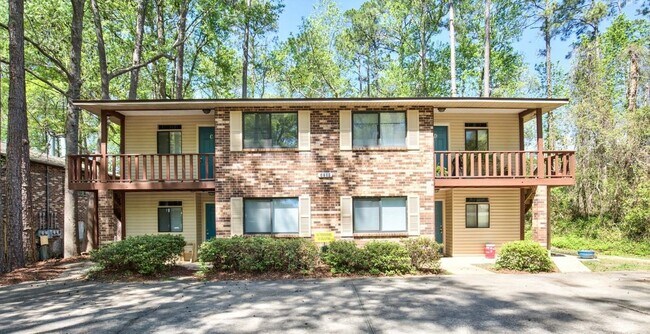 Foto del edificio - 3208 Ginger Dr