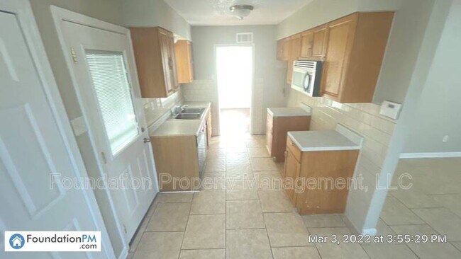 Building Photo - 3190 Applewood Cove
