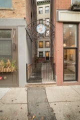 Building Photo - 4 Fountain Pl