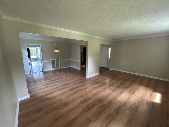 Building Photo - 3915 Appleton Way