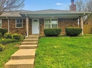 Building Photo - 2800 Shady Grove Dr