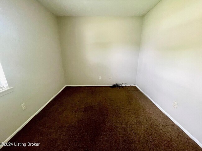 Building Photo - 5304 Regent Way