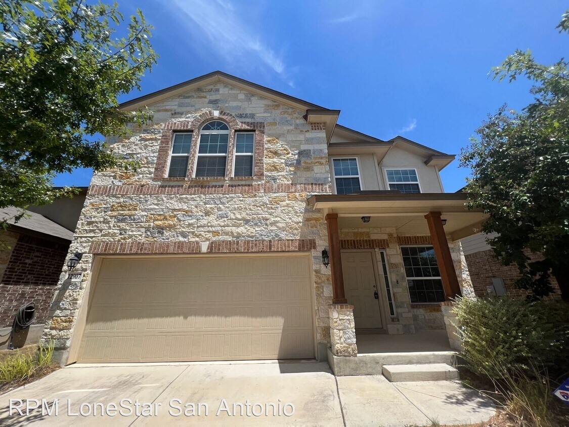 Primary Photo - 4 br, 2.5 bath House - 12907 Brewster Mill