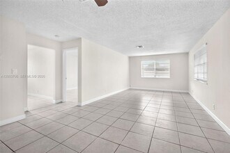 Building Photo - 2127 McKinley St