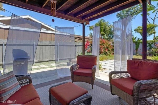 Foto del edificio - 1 br, 1 bath - 3675 Christine St