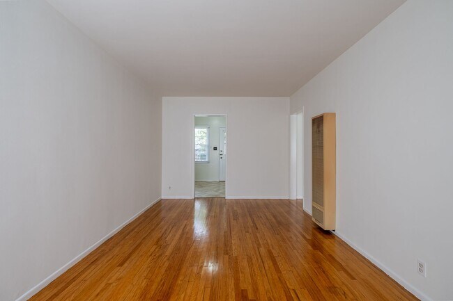 Foto del edificio - Juanita Residences