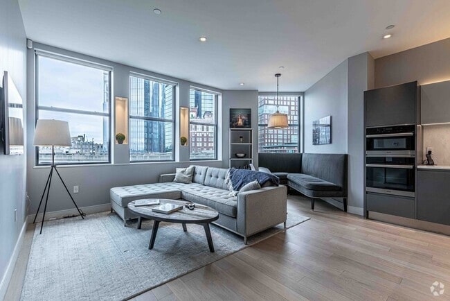 Building Photo - 285 Columbus Ave